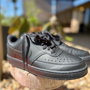 Nike Court Vision Low